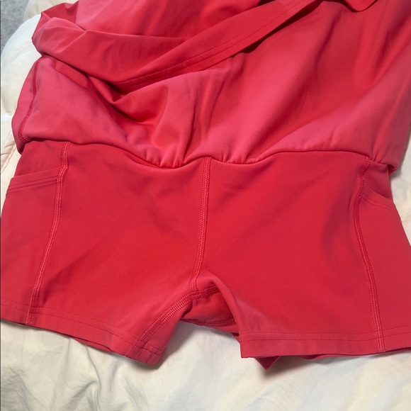 Lululemon Athletica Red Skirt Set - Picture 4 of 4